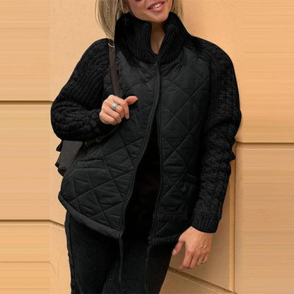 Abrigo Exclusivo de Punto y Plumas – Diseño Único y Sofisticado